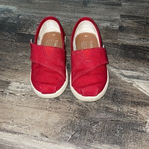 Size 8 toddler toms Great condition